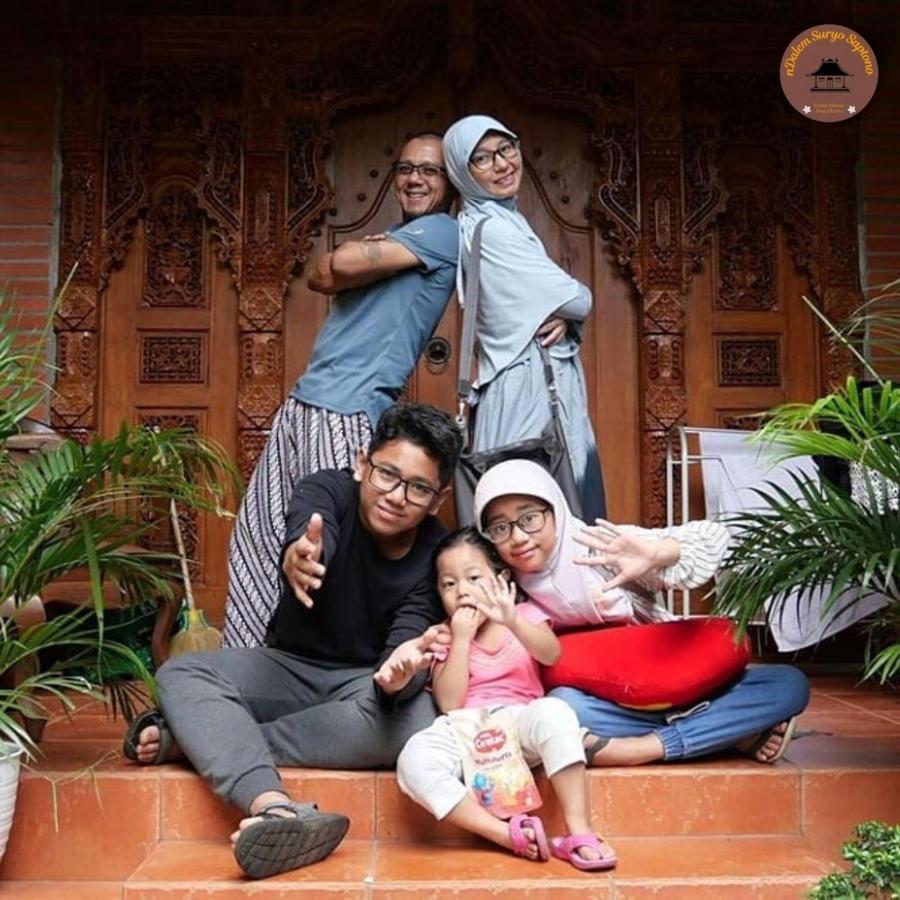 Ndalem Suryo Saptono Guest House Tugu 외부 사진