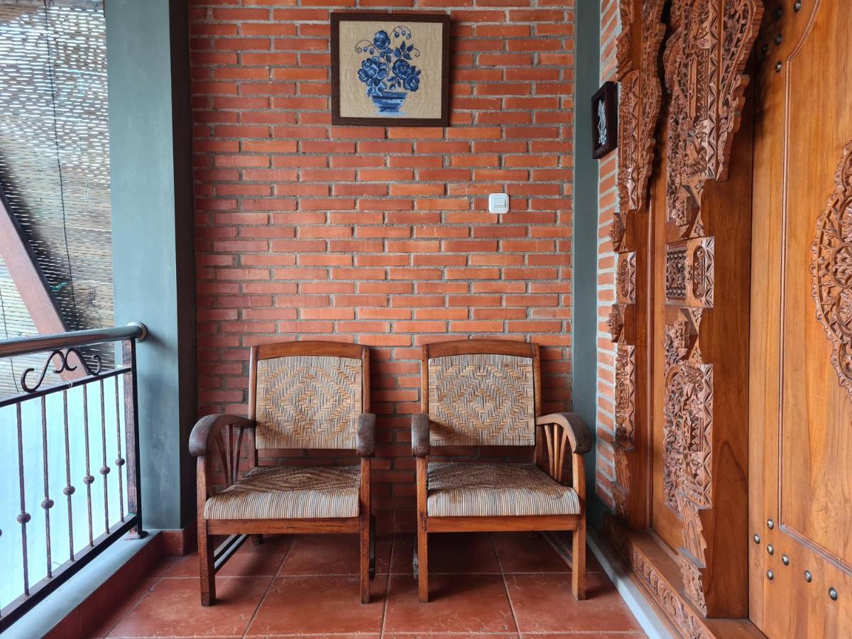 Ndalem Suryo Saptono Guest House Tugu 외부 사진