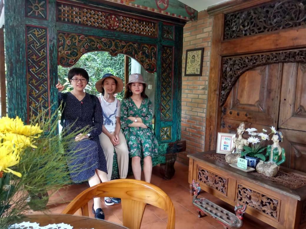 Ndalem Suryo Saptono Guest House Tugu 외부 사진